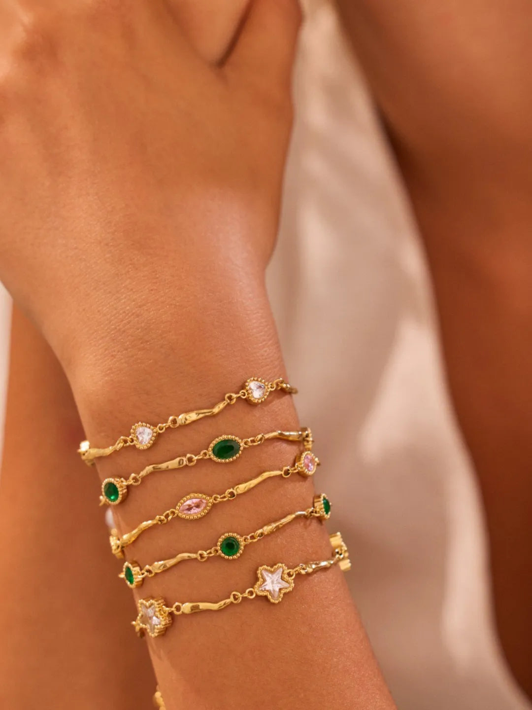 COLORFUL GEM BRACELET