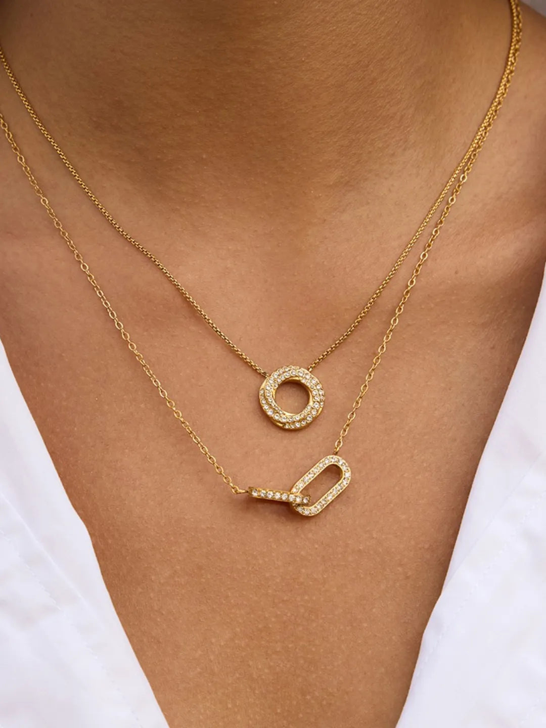 ZIRCON CIRCLE NECKLACE