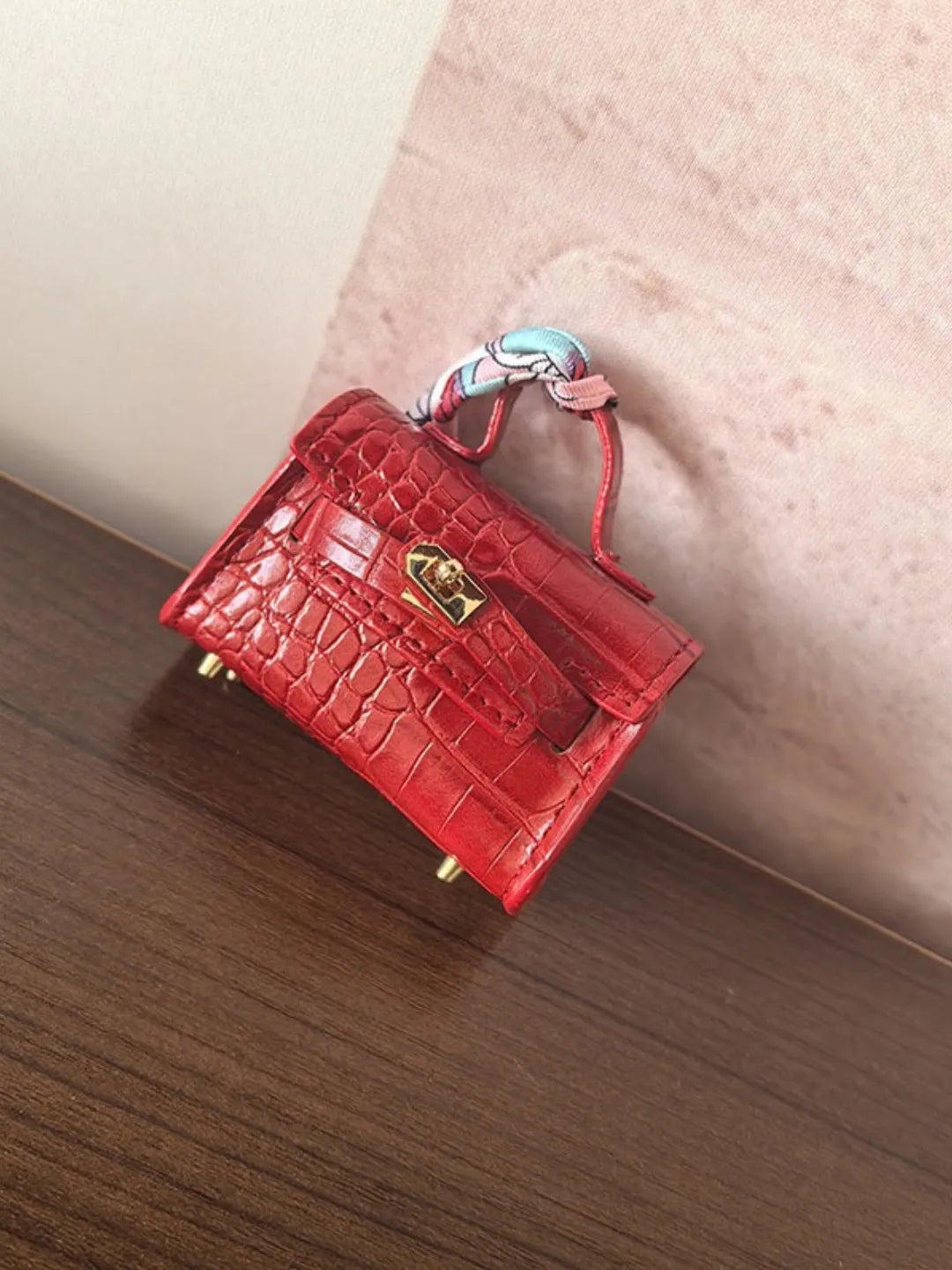 AMBER HANDLE BAG