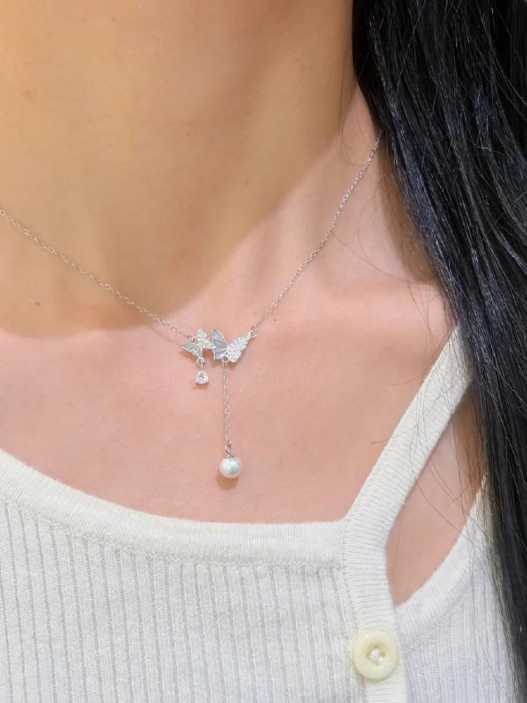 SHIMMER BUTTERFLY NECKLACE