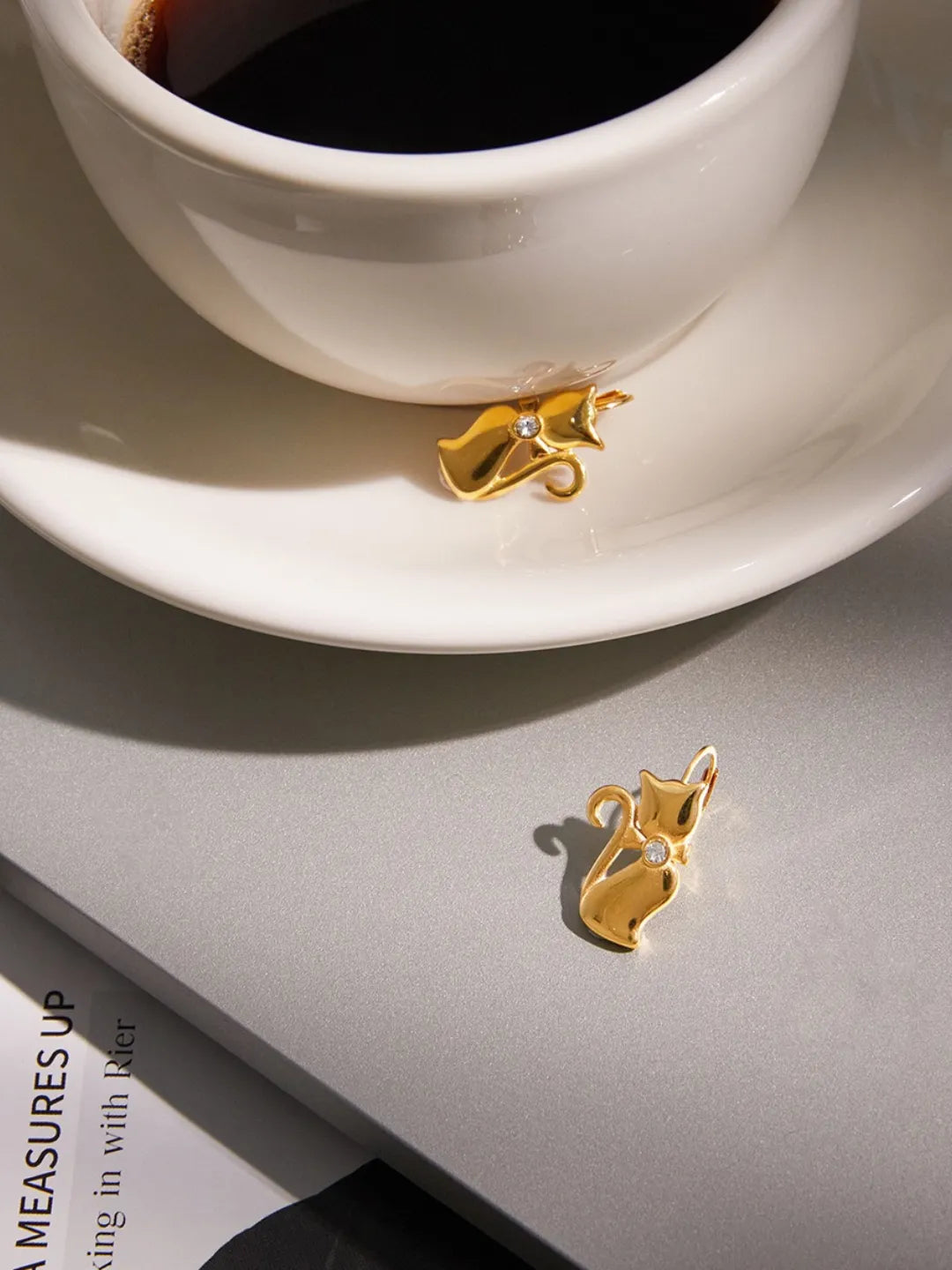 CAT STUD EARRINGS