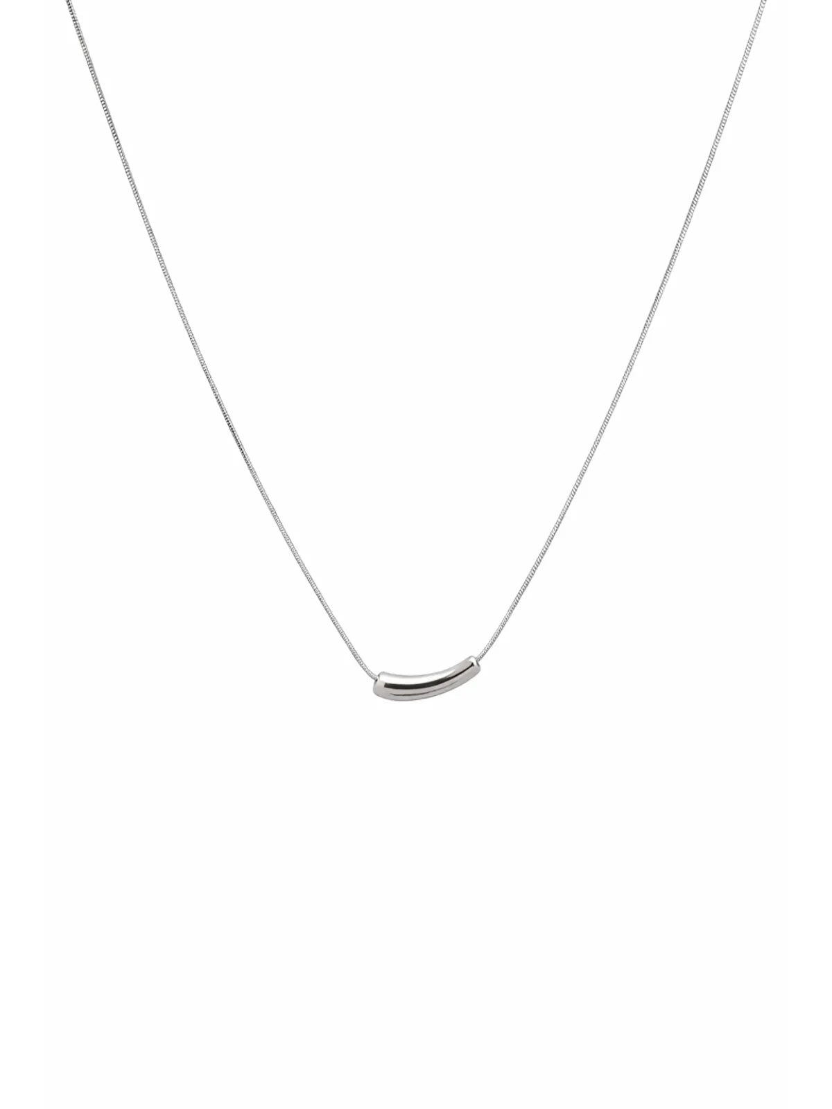 小さなナスのネックレス