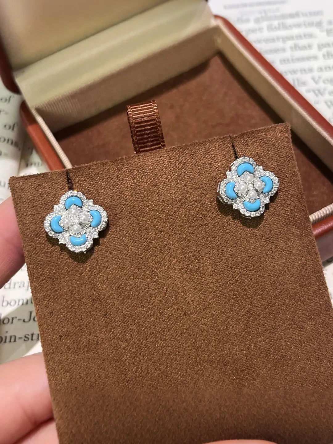 PEARL CLOVER SET