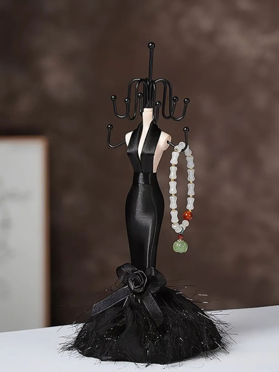 BLACK SWAN STAND