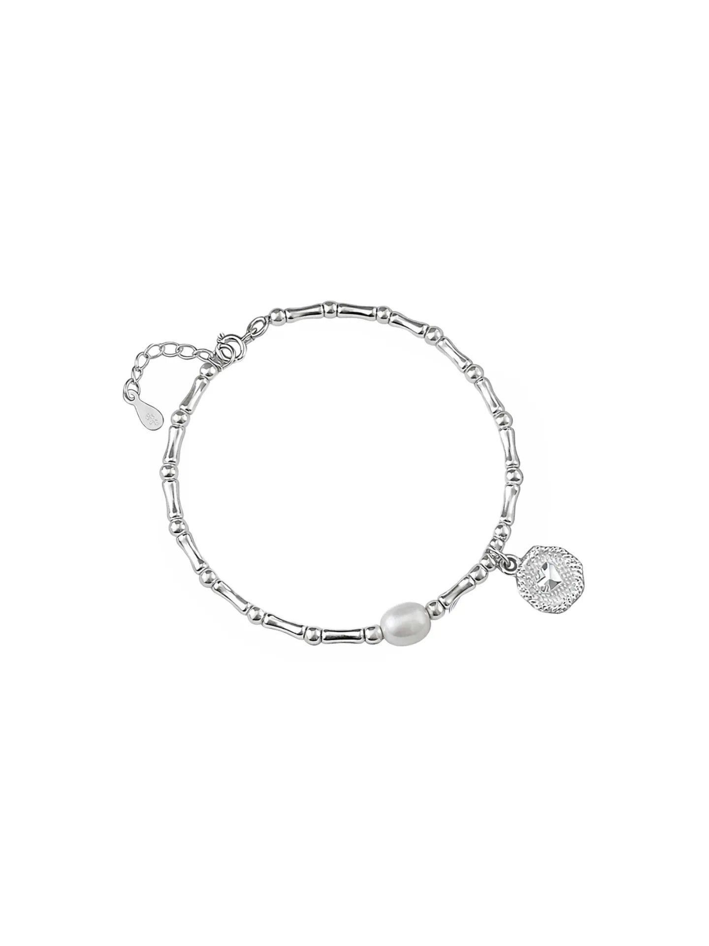 KNOTTED LOVE CIRCLE