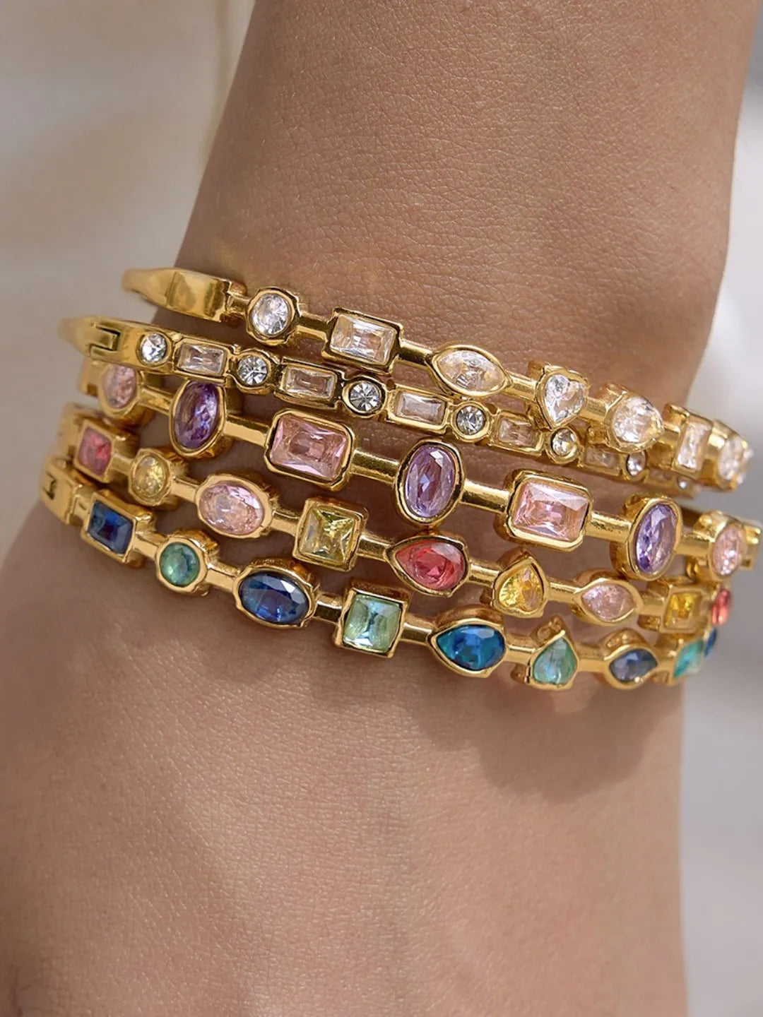 COLOR ZIRCON BANGLE