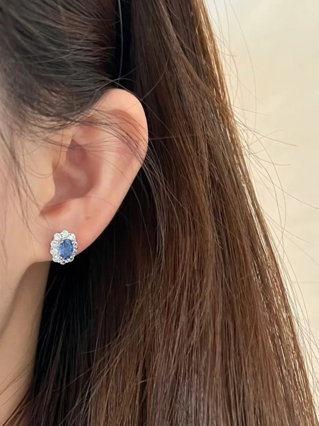 BLUE SPARKLE STUDS