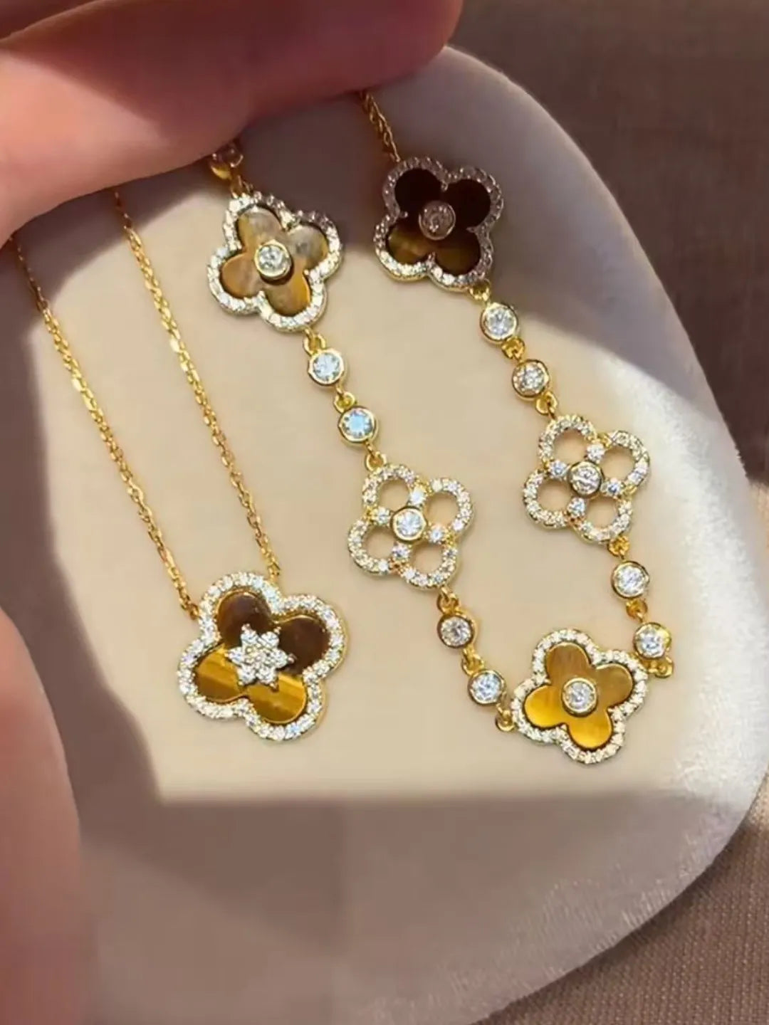 TIGER’S EYE CLOVER JEWELRY