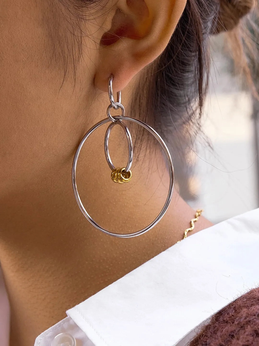 MINIMAL HOOP EARRINGS