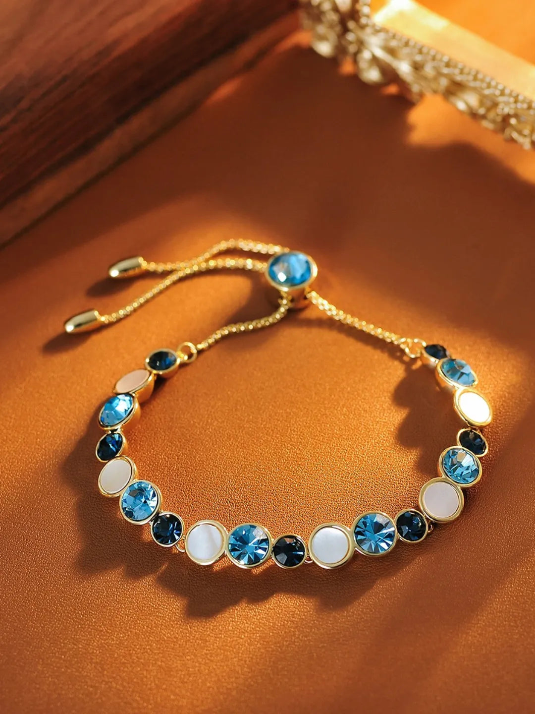 PEARL SPARK BRACELET