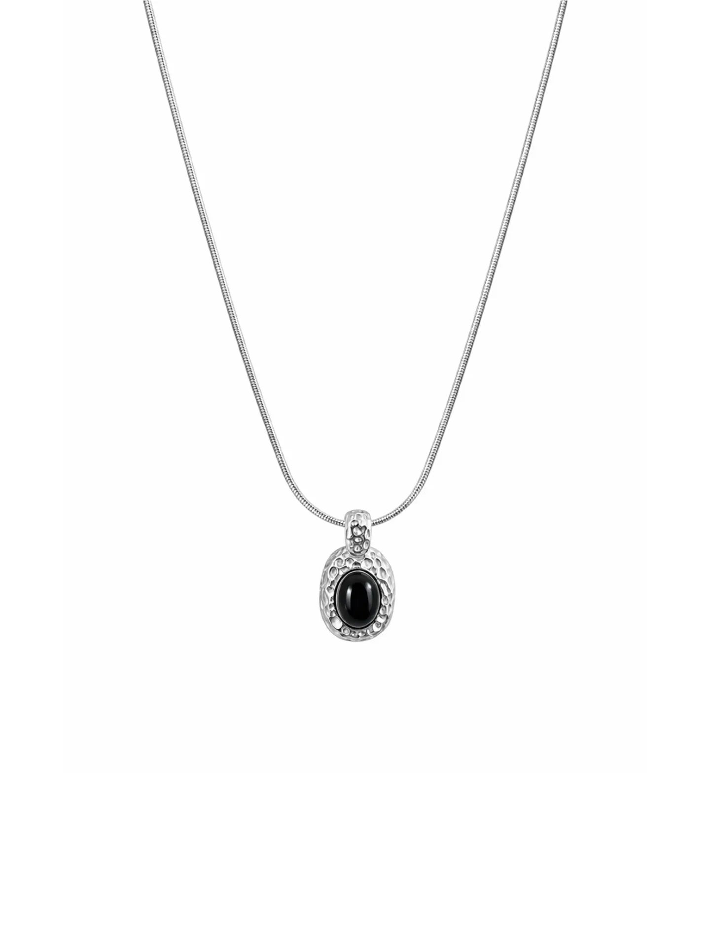 LUXURY BLACK ONYX NECKLACE
