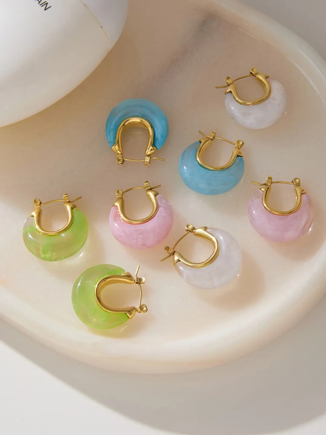 COLOR RESIN EARRINGS