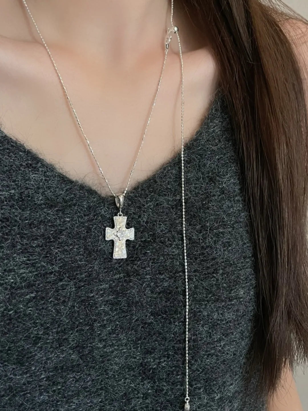 ICY PAVE CROSS PENDANT