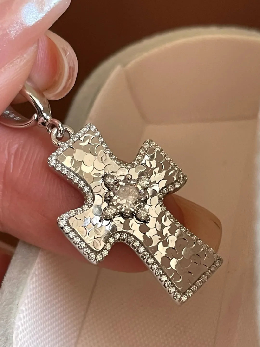 ICY PAVE CROSS PENDANT