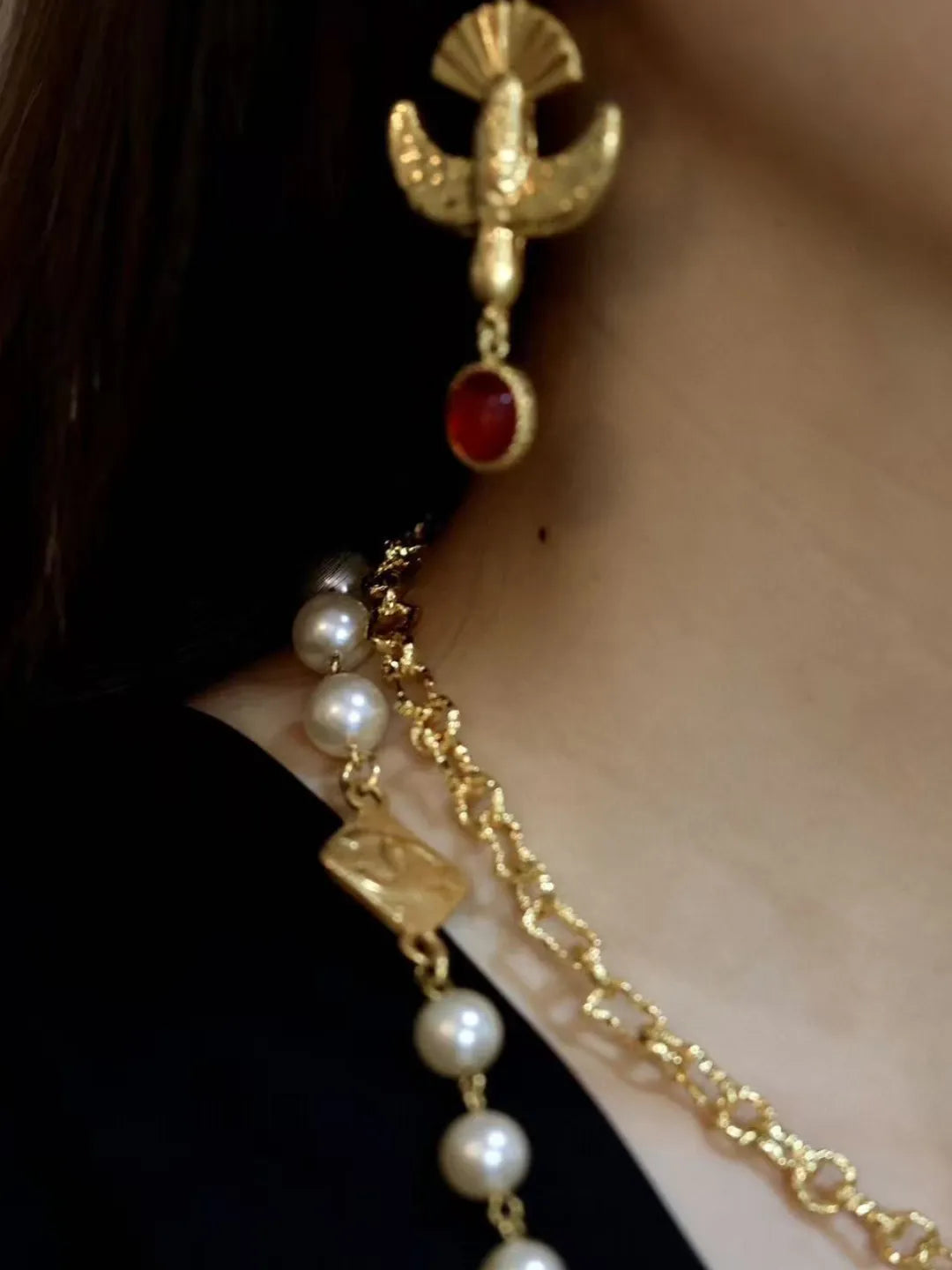 VINTAGE GLASS & PEARL EARRINGS