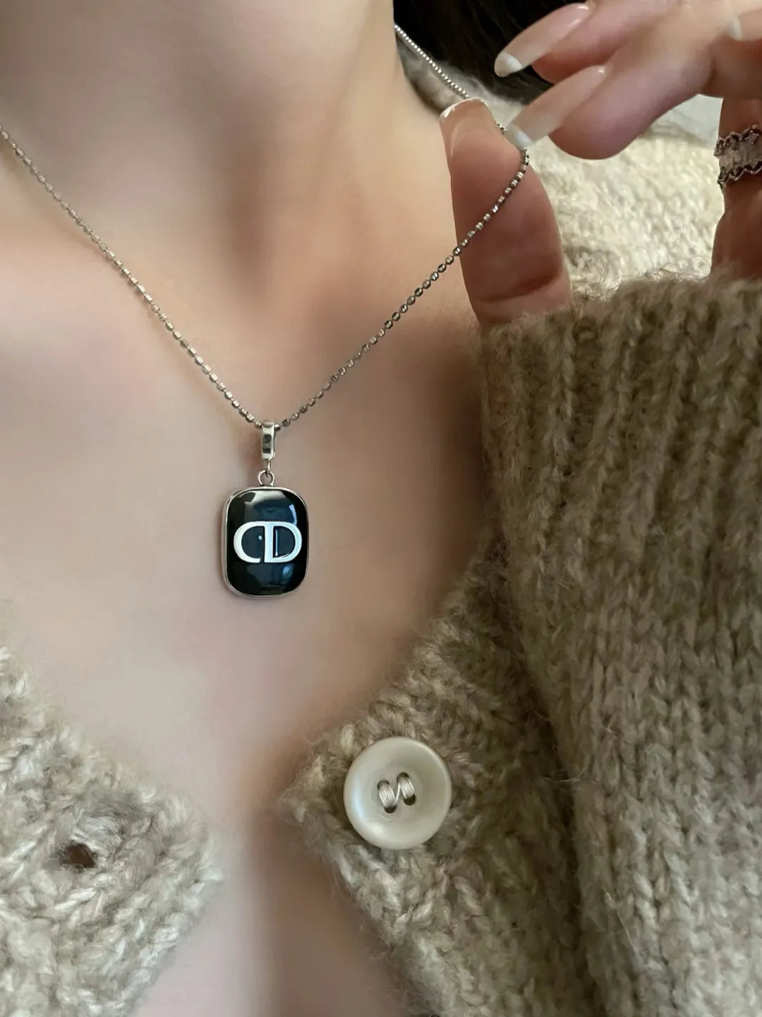 LETTER CD PENDANT