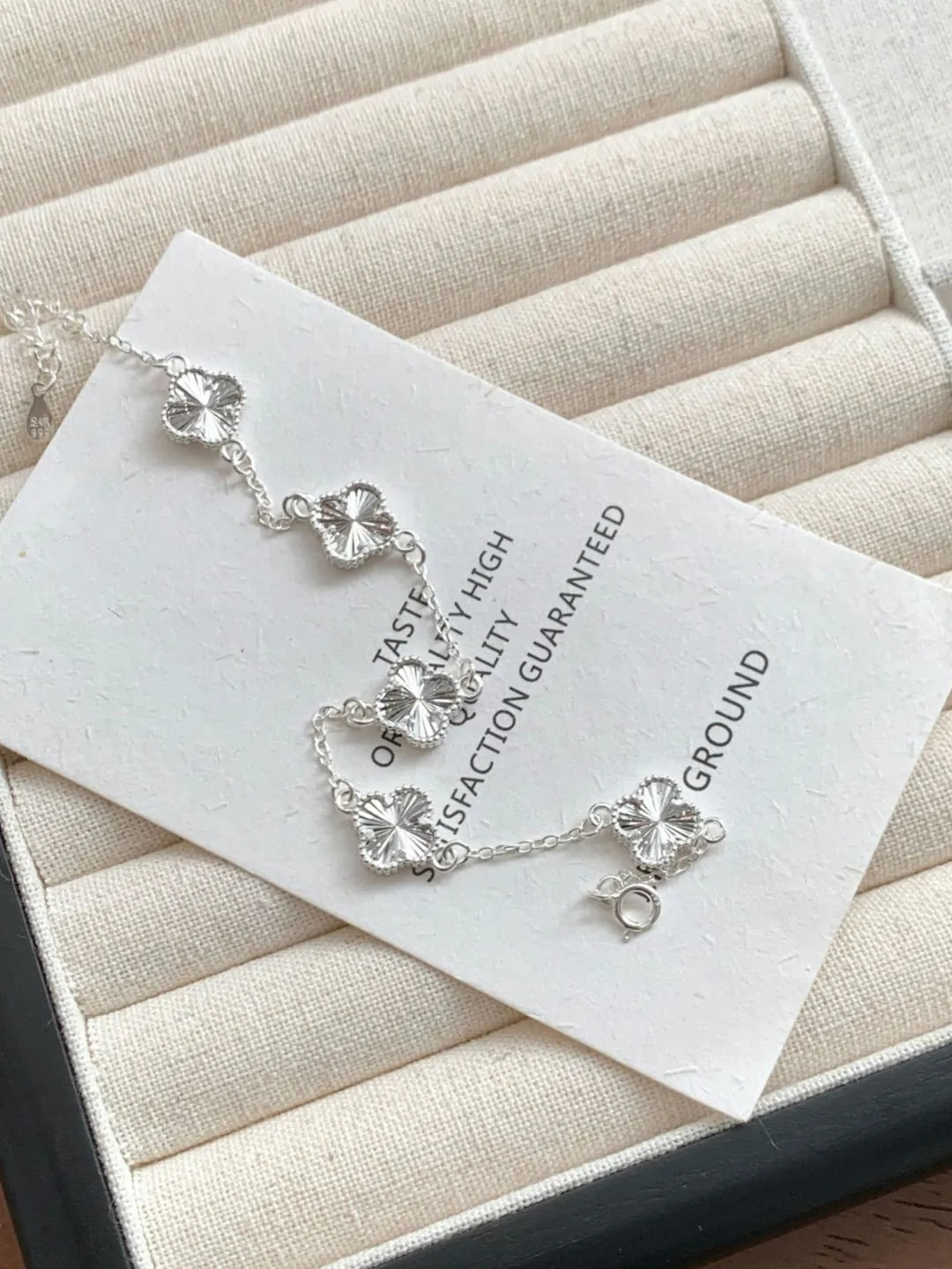 LASER CLOVER BRACELET