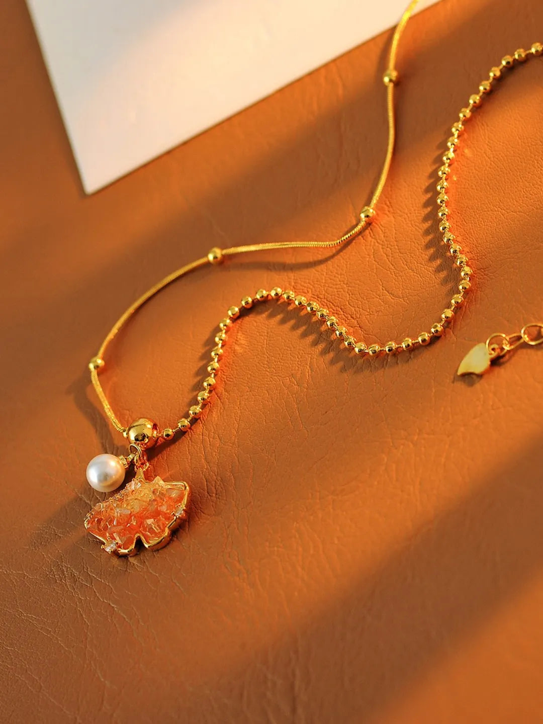 CRYSTAL GINKGO NECKLACE