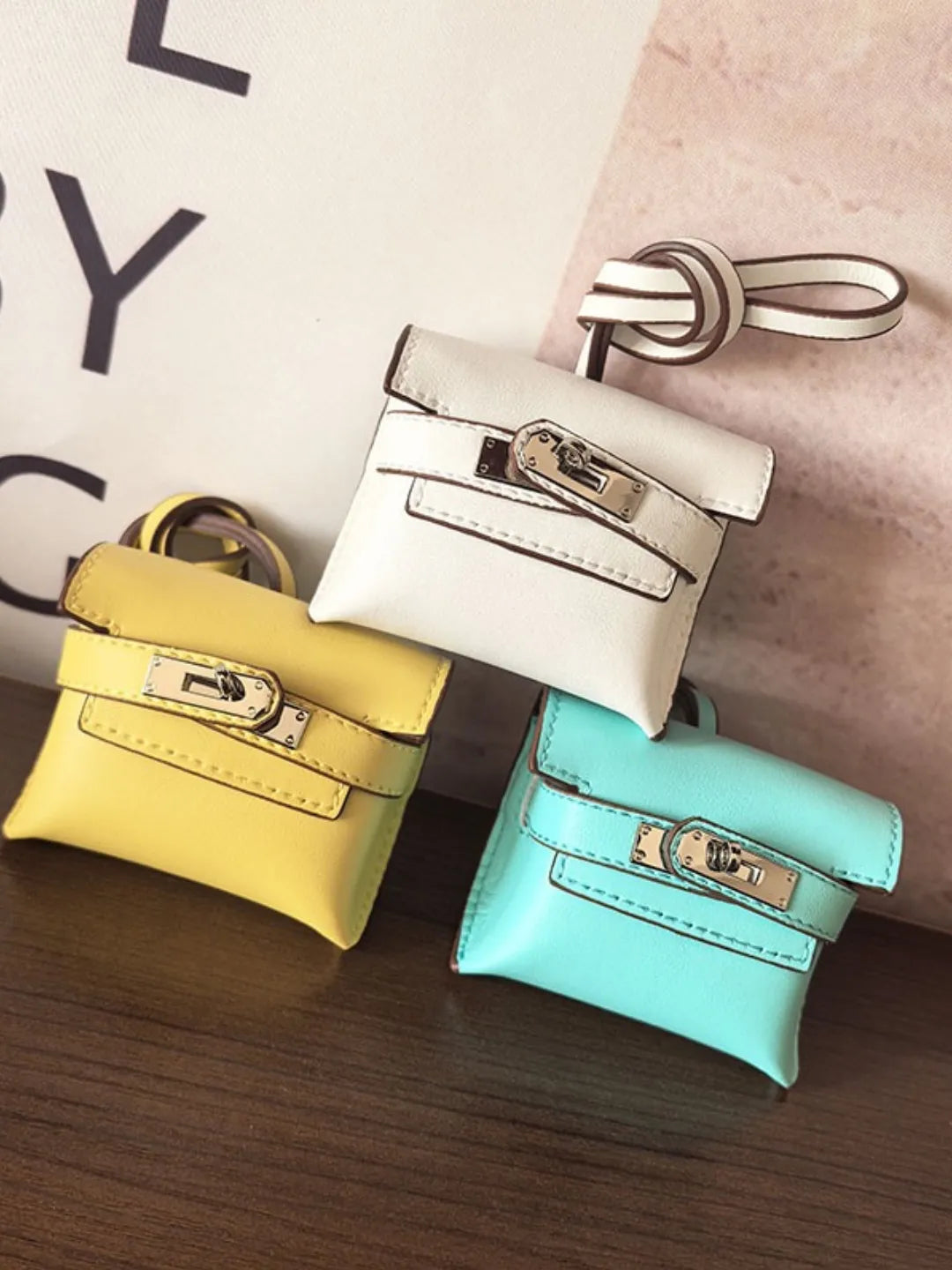 MINT BEAUTY MINI BAG