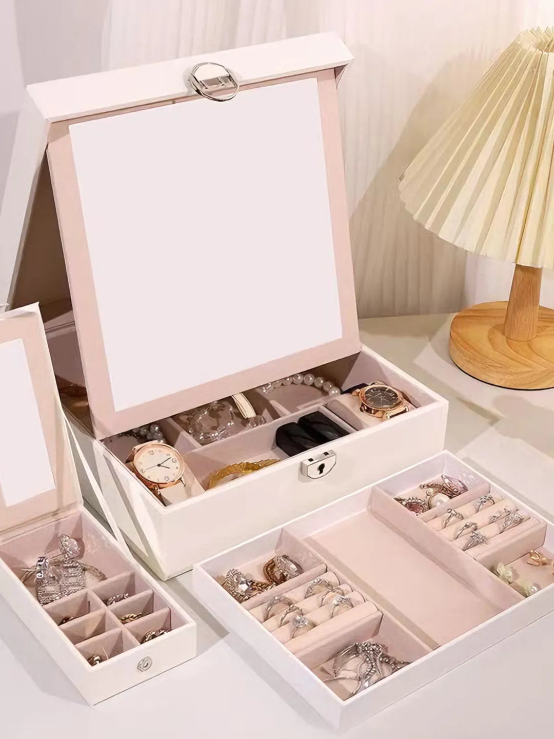 LARGE JEWELRY BOX– GIFTABLE