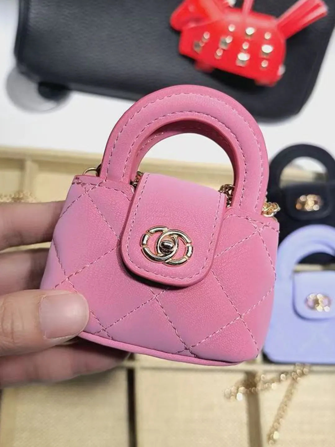 NOIR QUILTED MINI BAG