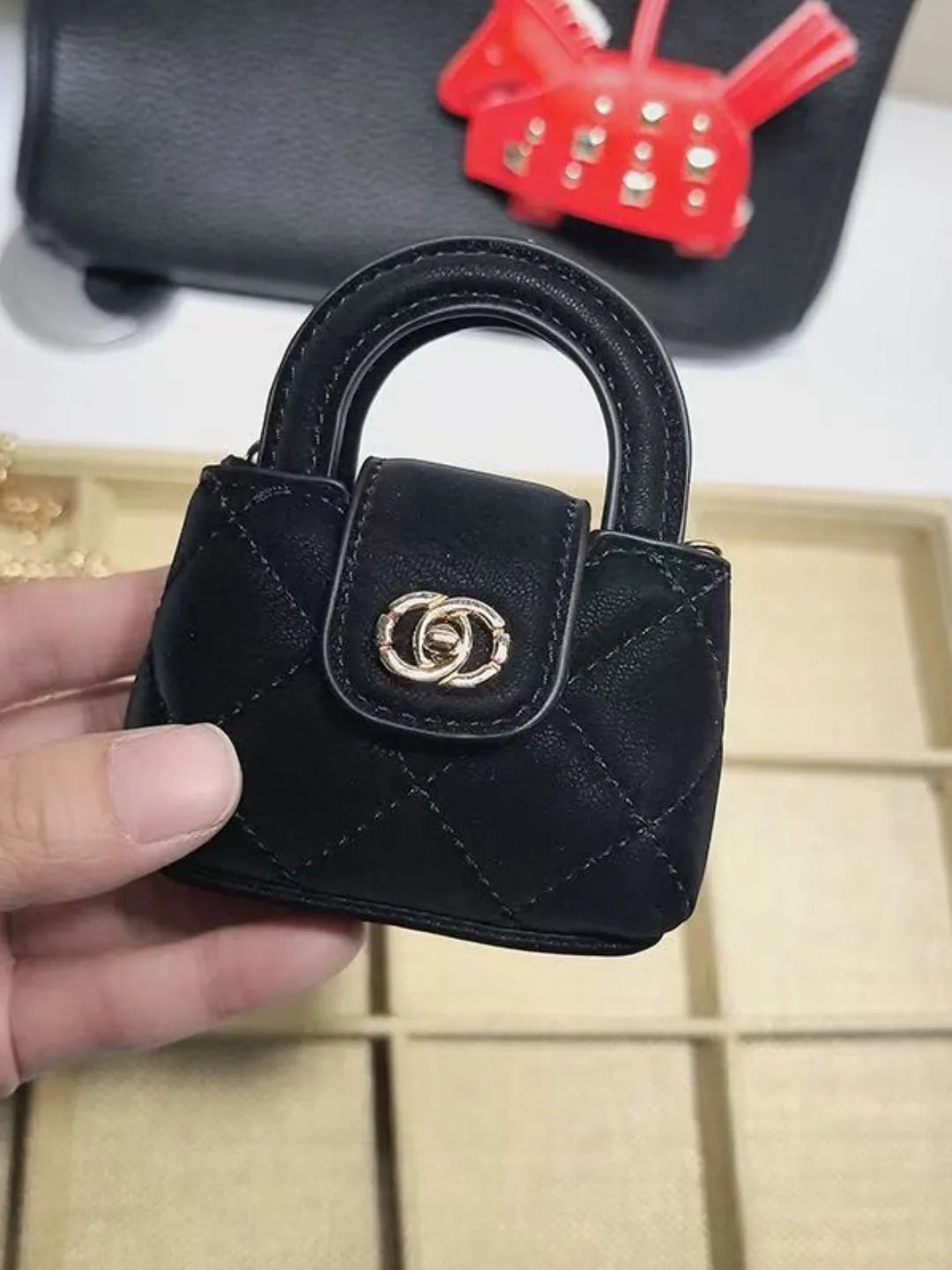 NOIR QUILTED MINI BAG