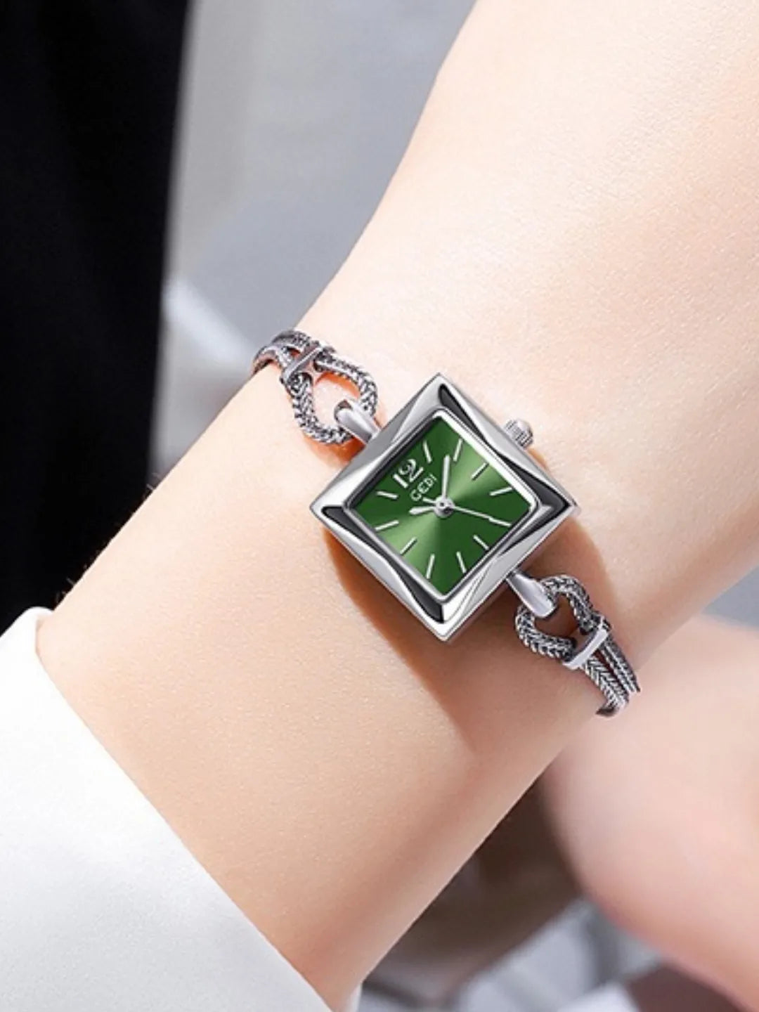 SQUARE VINTAGE