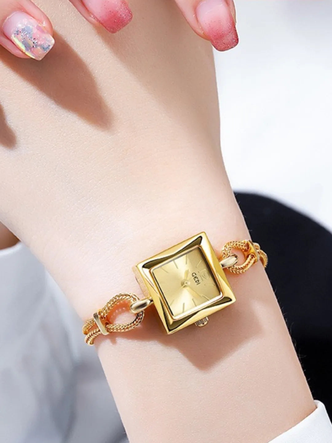 SQUARE VINTAGE