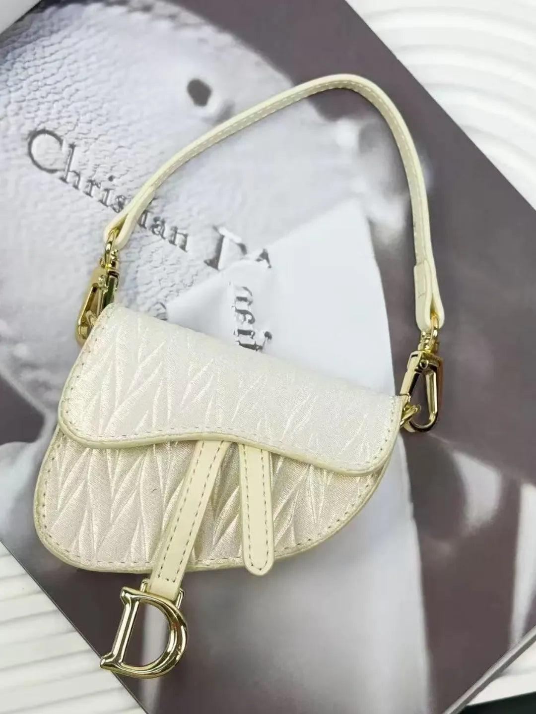 PEARL CURVE MINI BAG