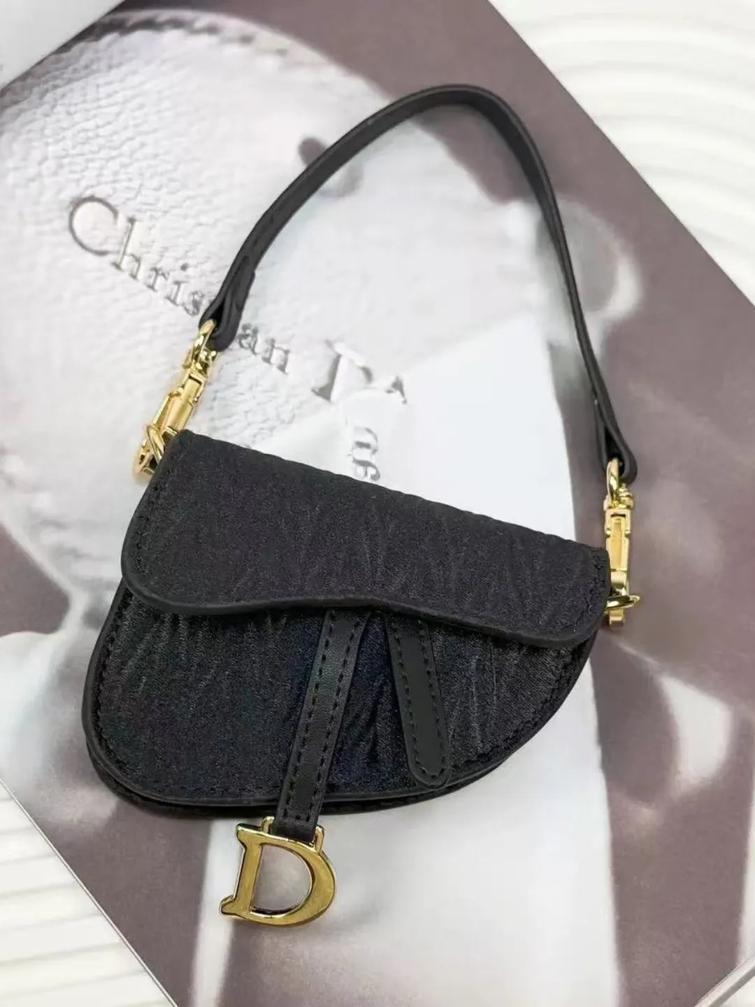 PEARL CURVE MINI BAG