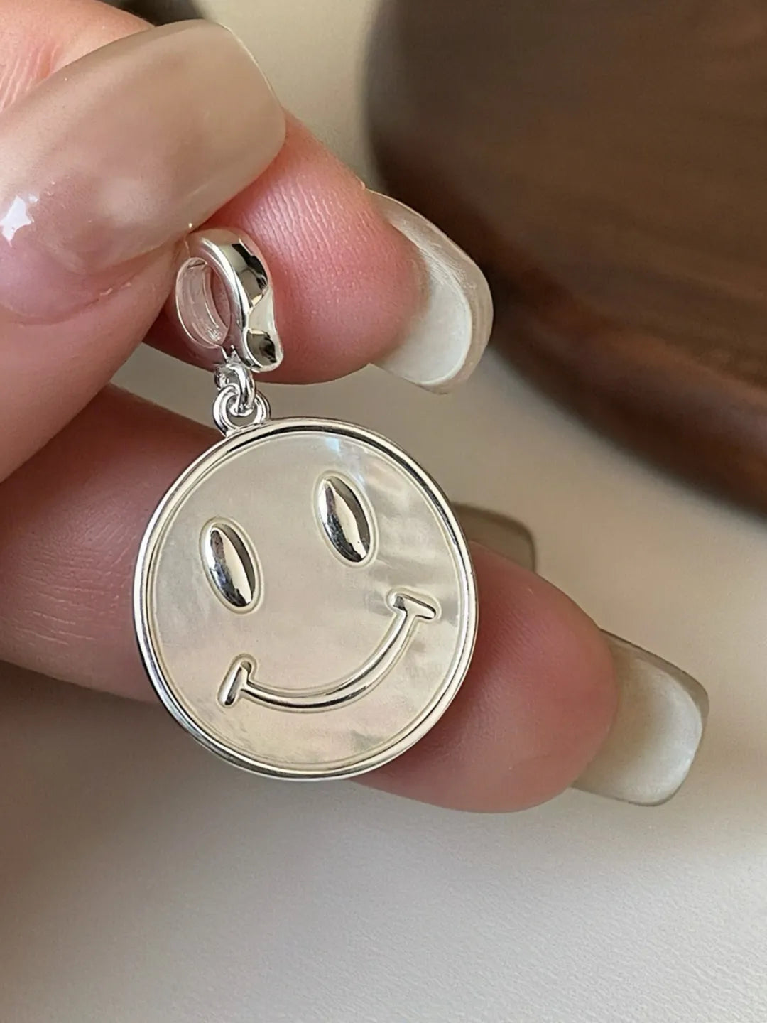MOP SMILEY PENDANT