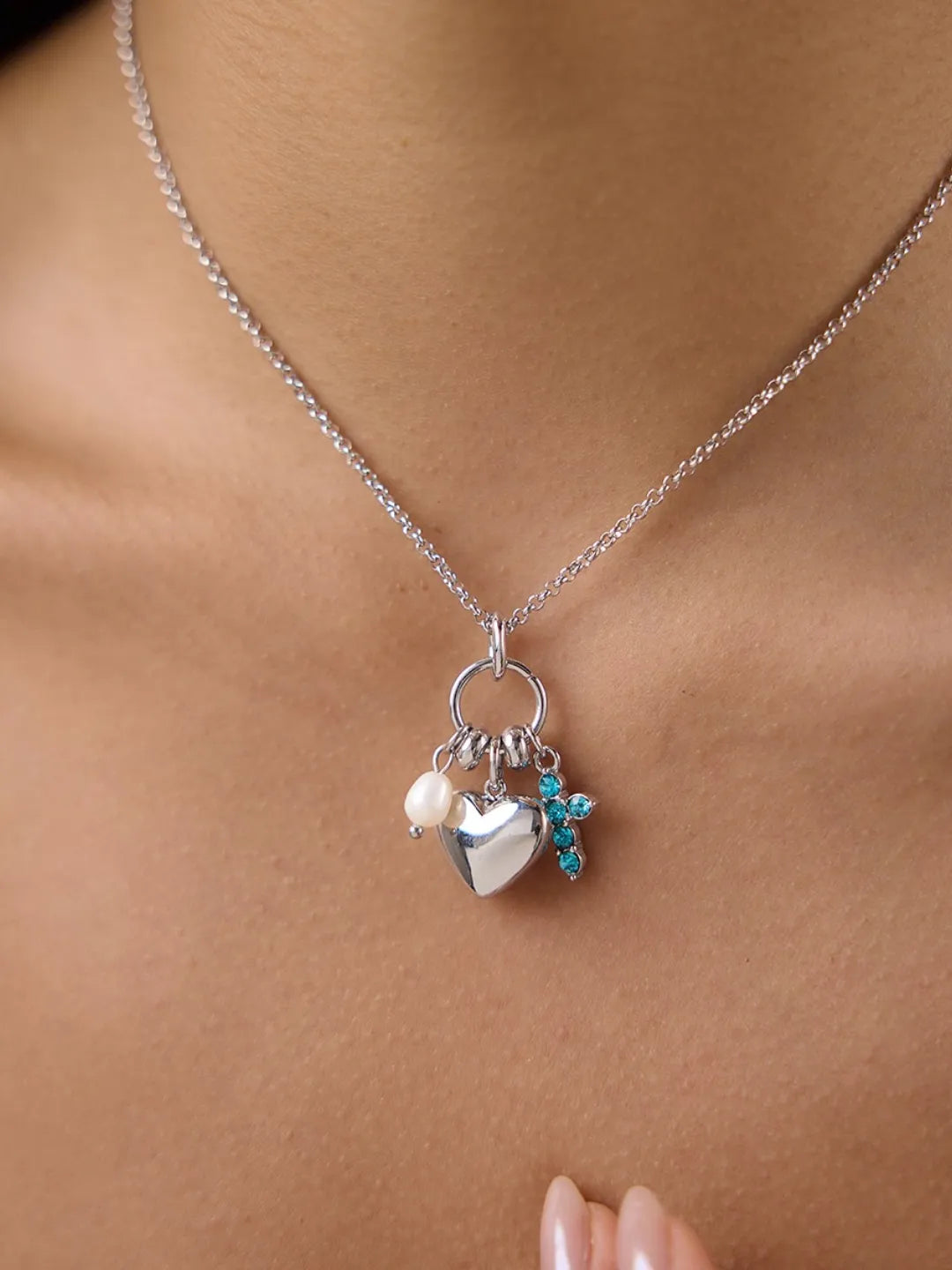 HEART CROSS NECKLACE