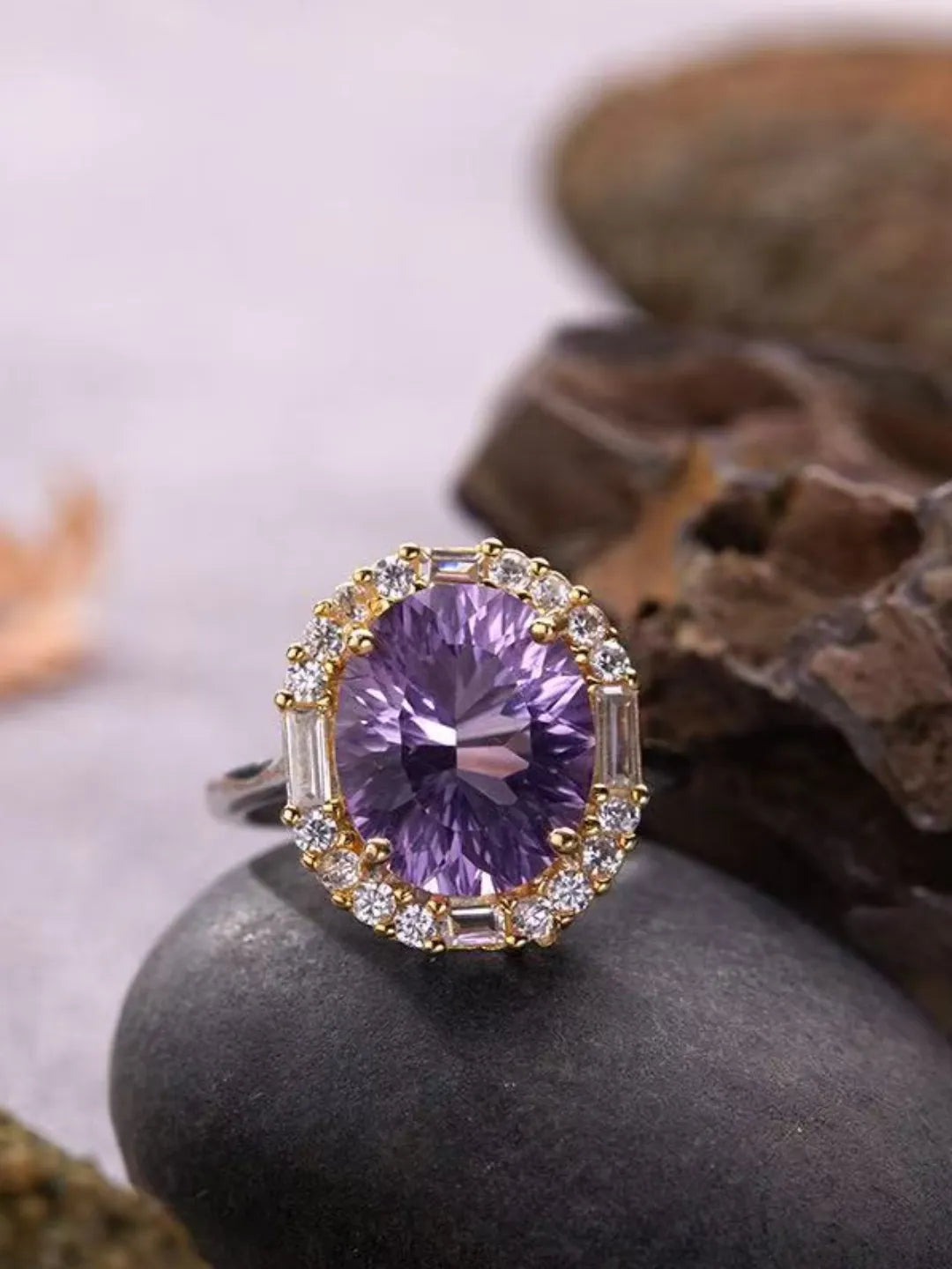 LARGE CRYSTAL SILVER RING