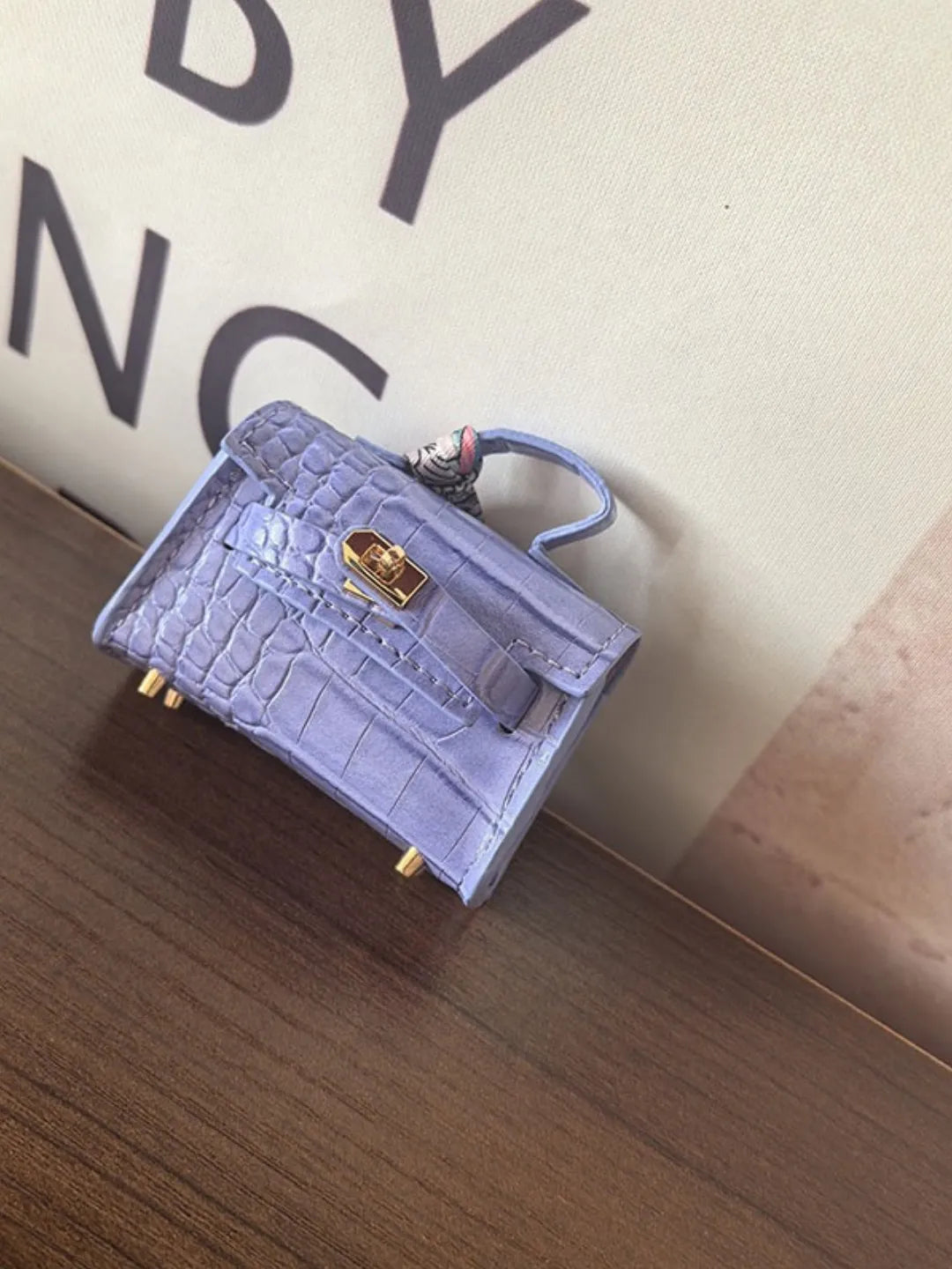 AMBER HANDLE BAG