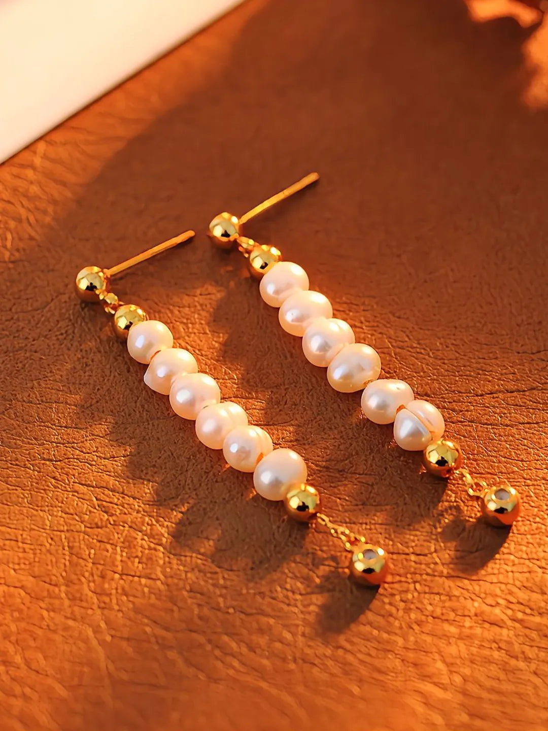 BAROQUE PEARL EARRINGS