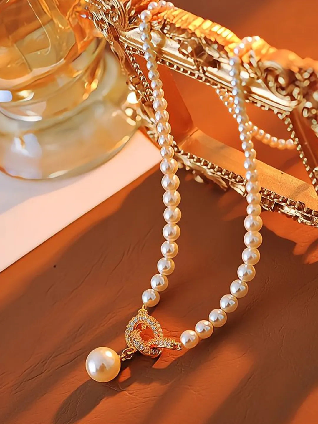 TIED PEARL NECKLAC