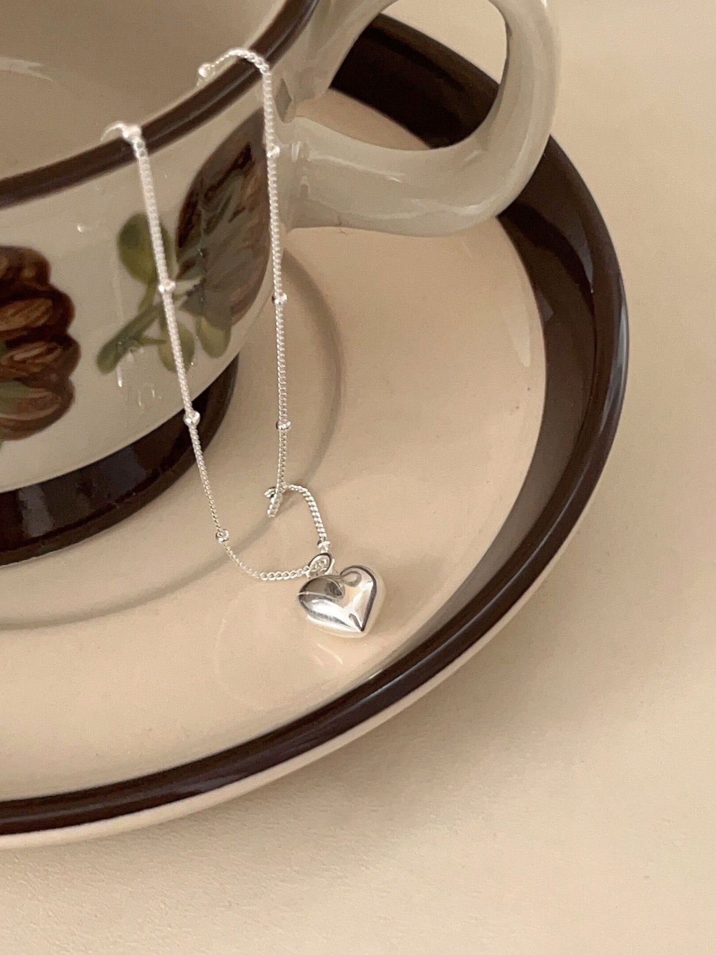 HEART PENDANT NECKLACE