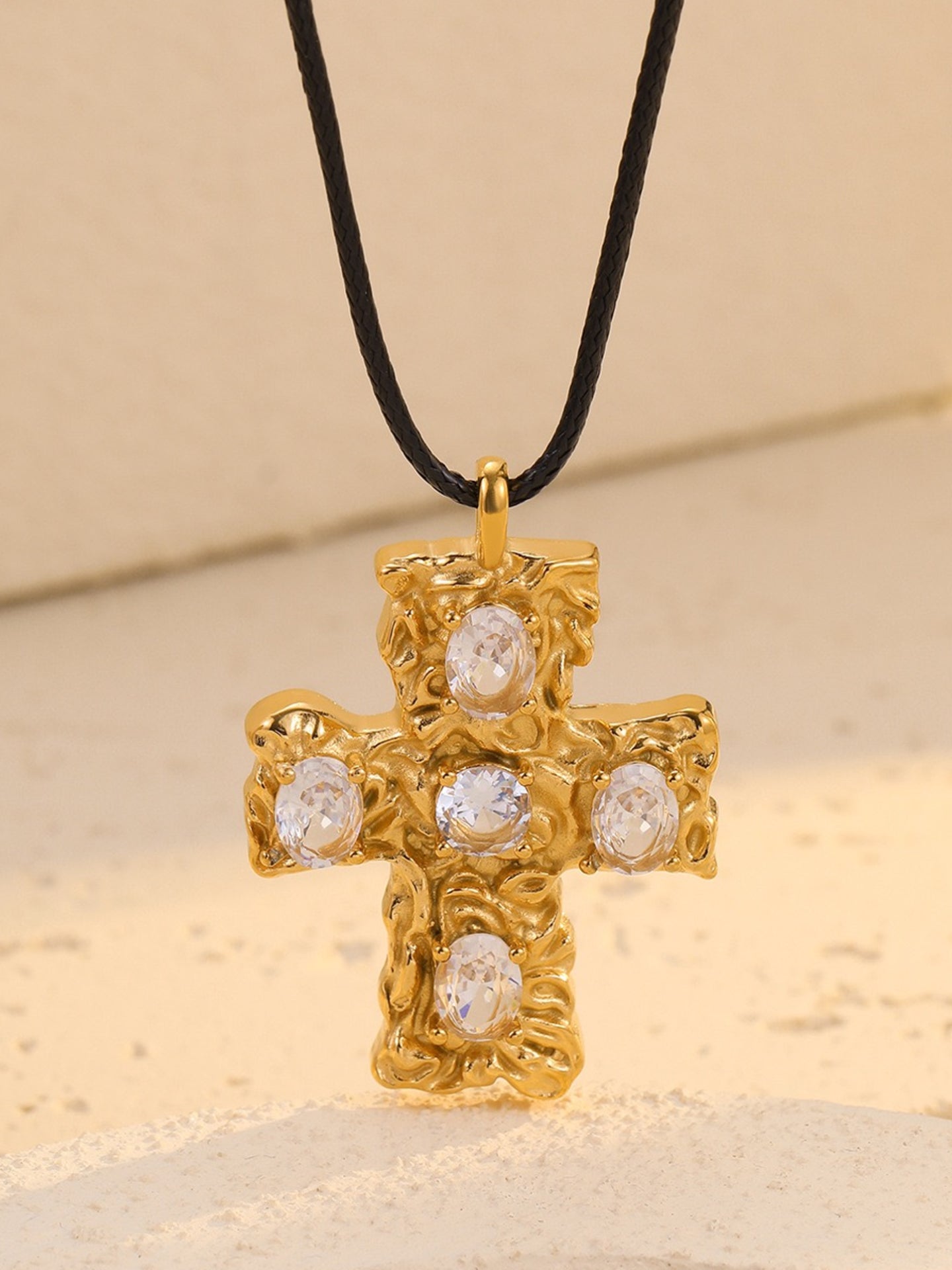 ZIRCON CROSS NECKLACE
