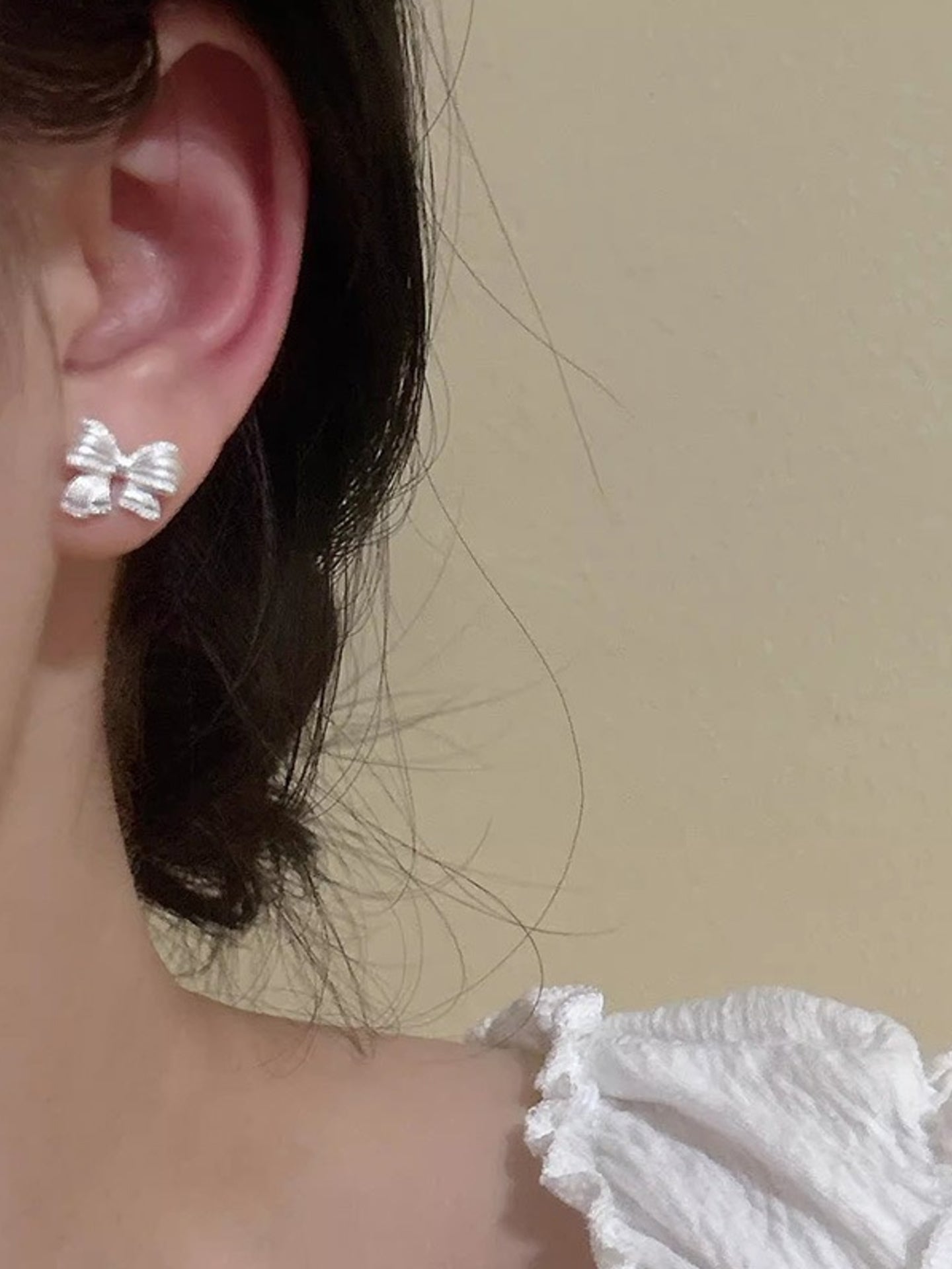 VELVET BOW EARRINGS