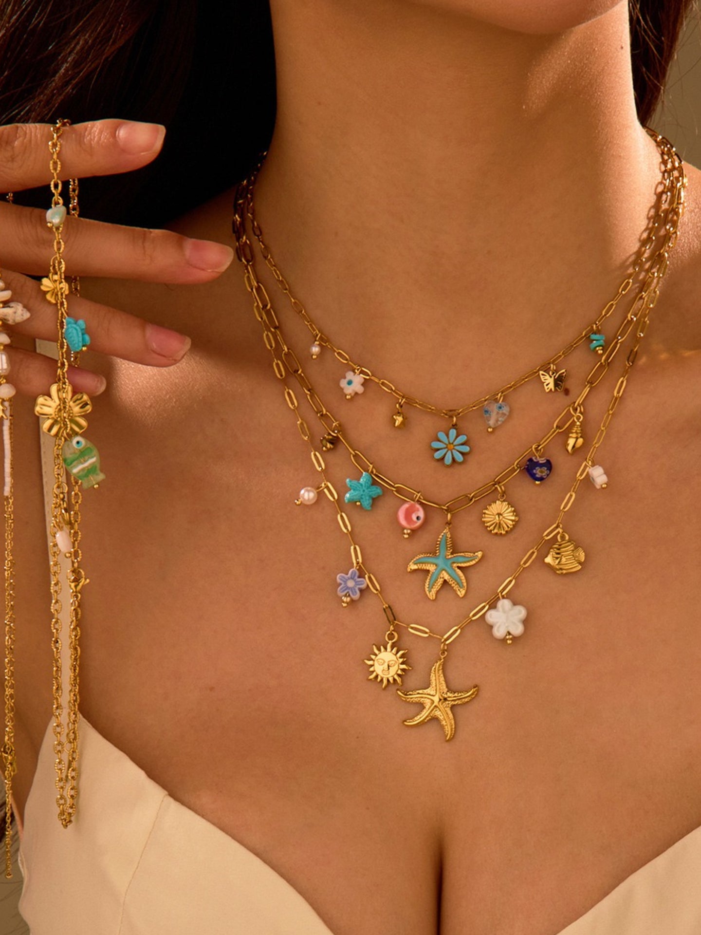 DOPAMINE OCEAN NECKLACE