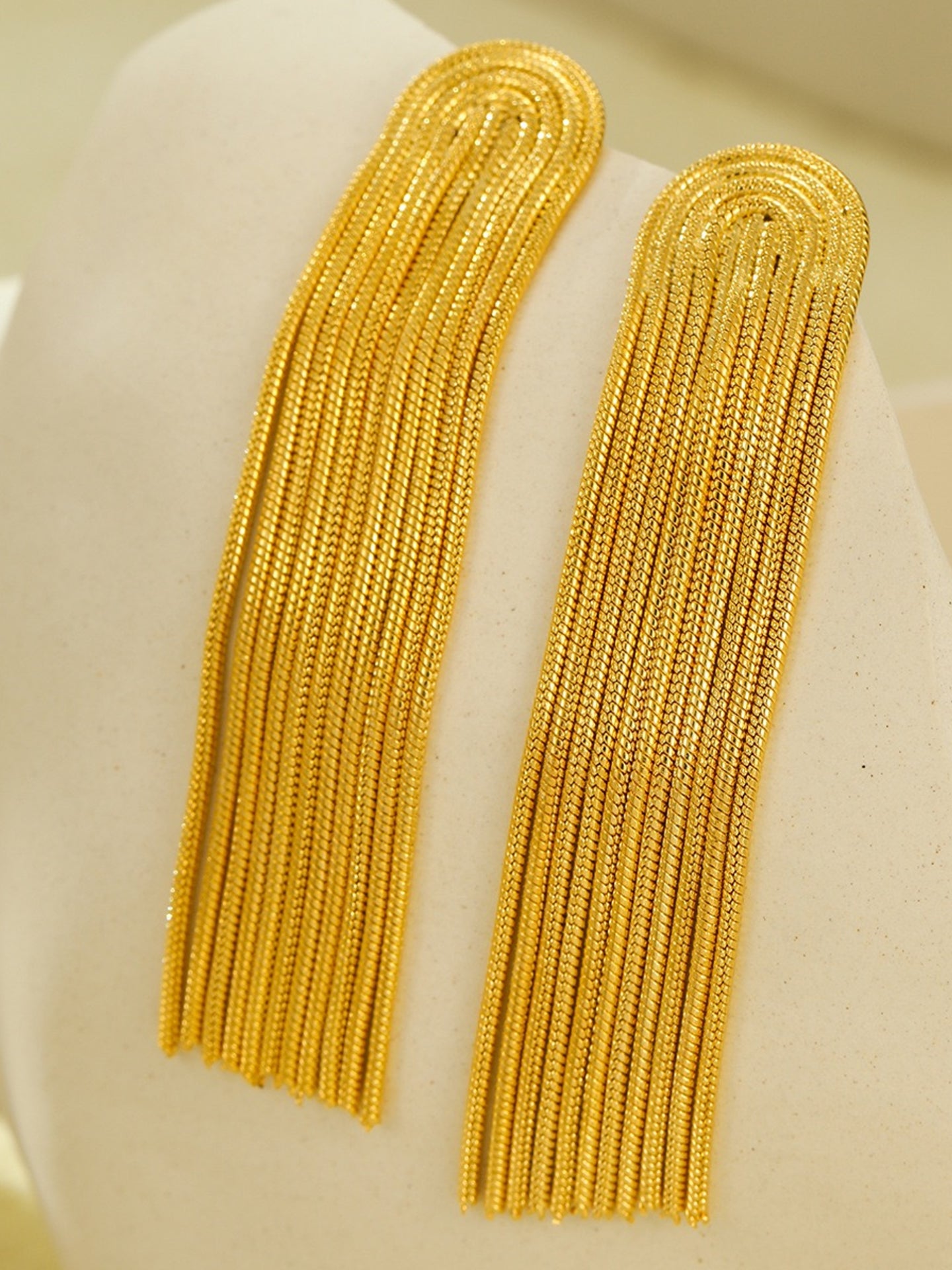 SILK SHIMMER EARRINGS