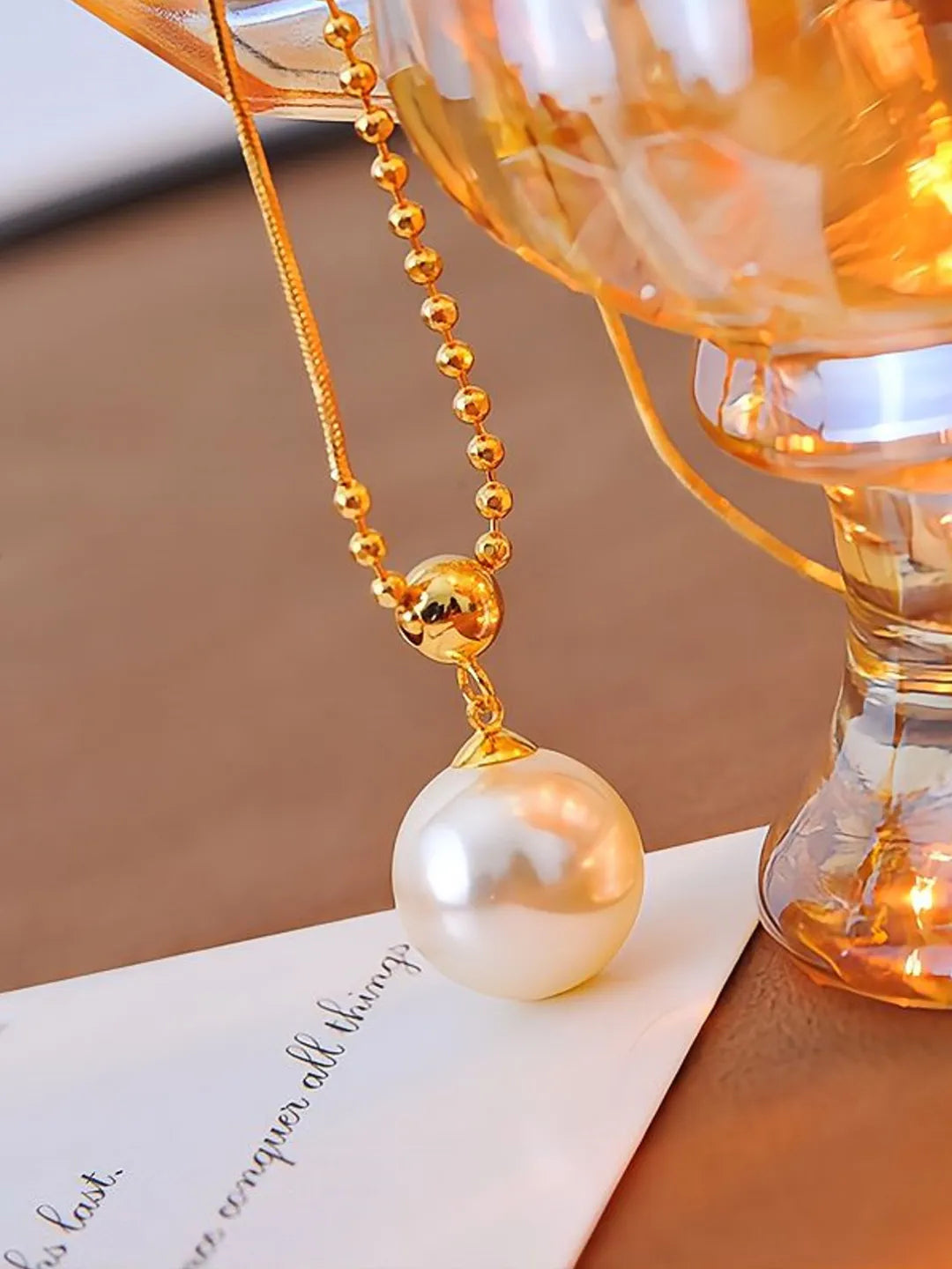 CLASSIC CHIC NECKLACE