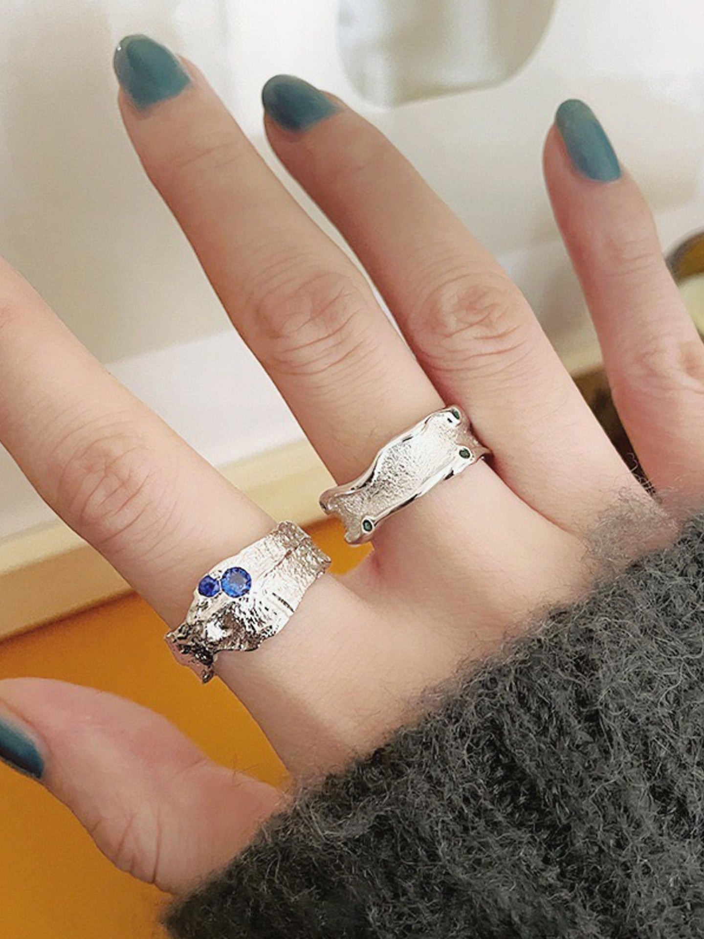 MOLTEN ZIRCON RING