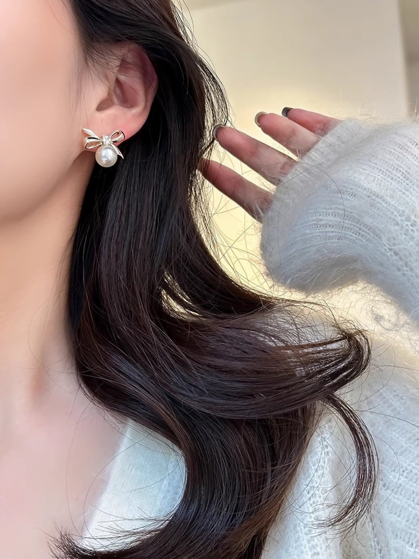 BOW PEARL EARRINGS