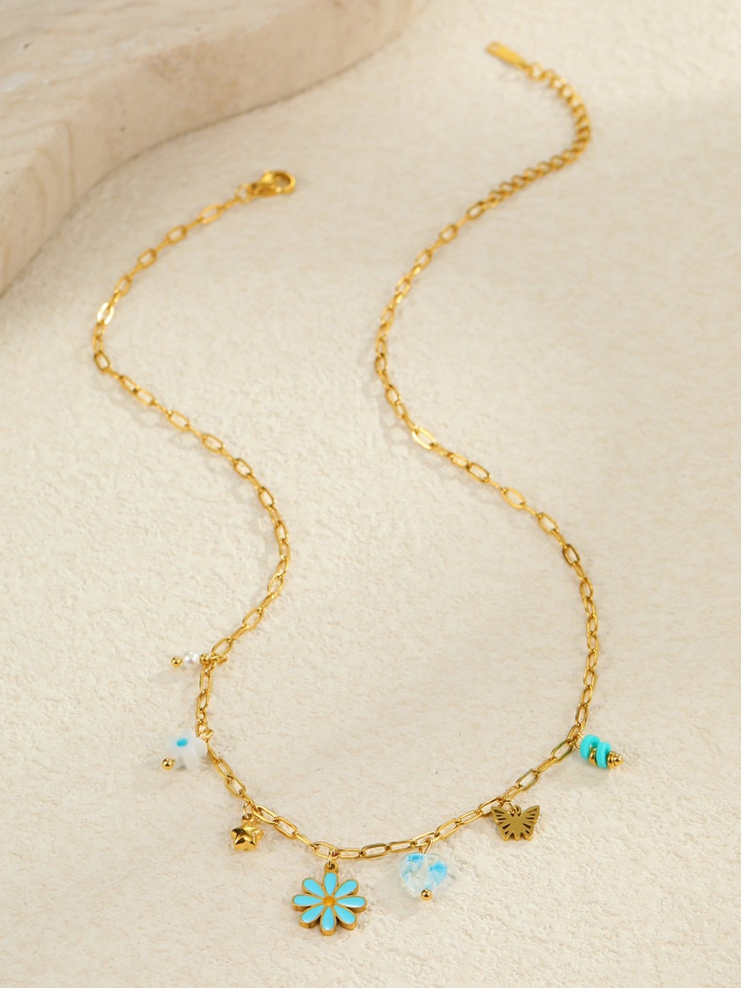 DOPAMINE OCEAN NECKLACE
