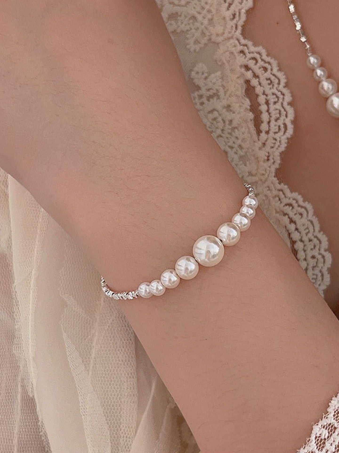 SILVER PEARL SET