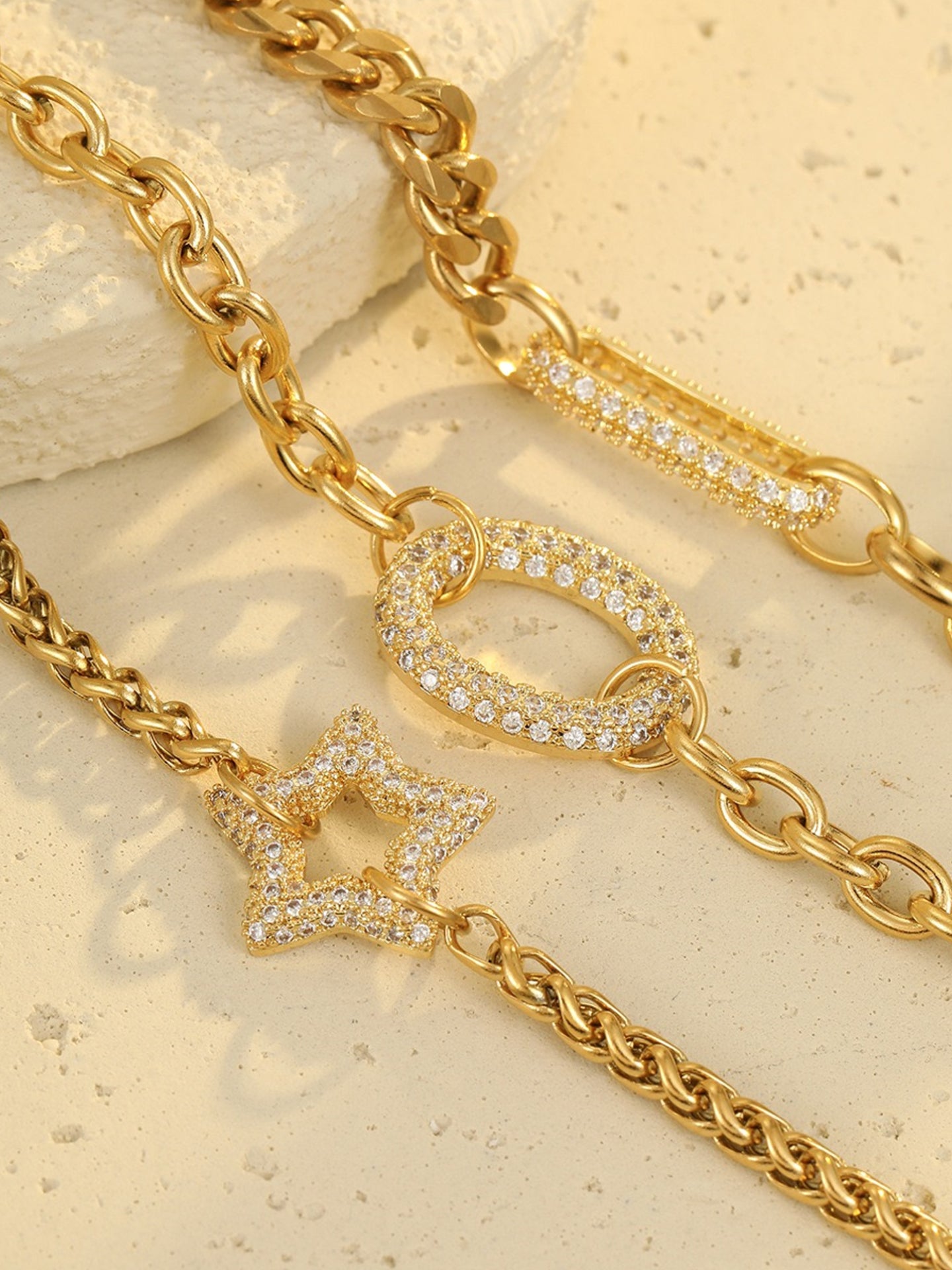 STAR CHARM BRACELET