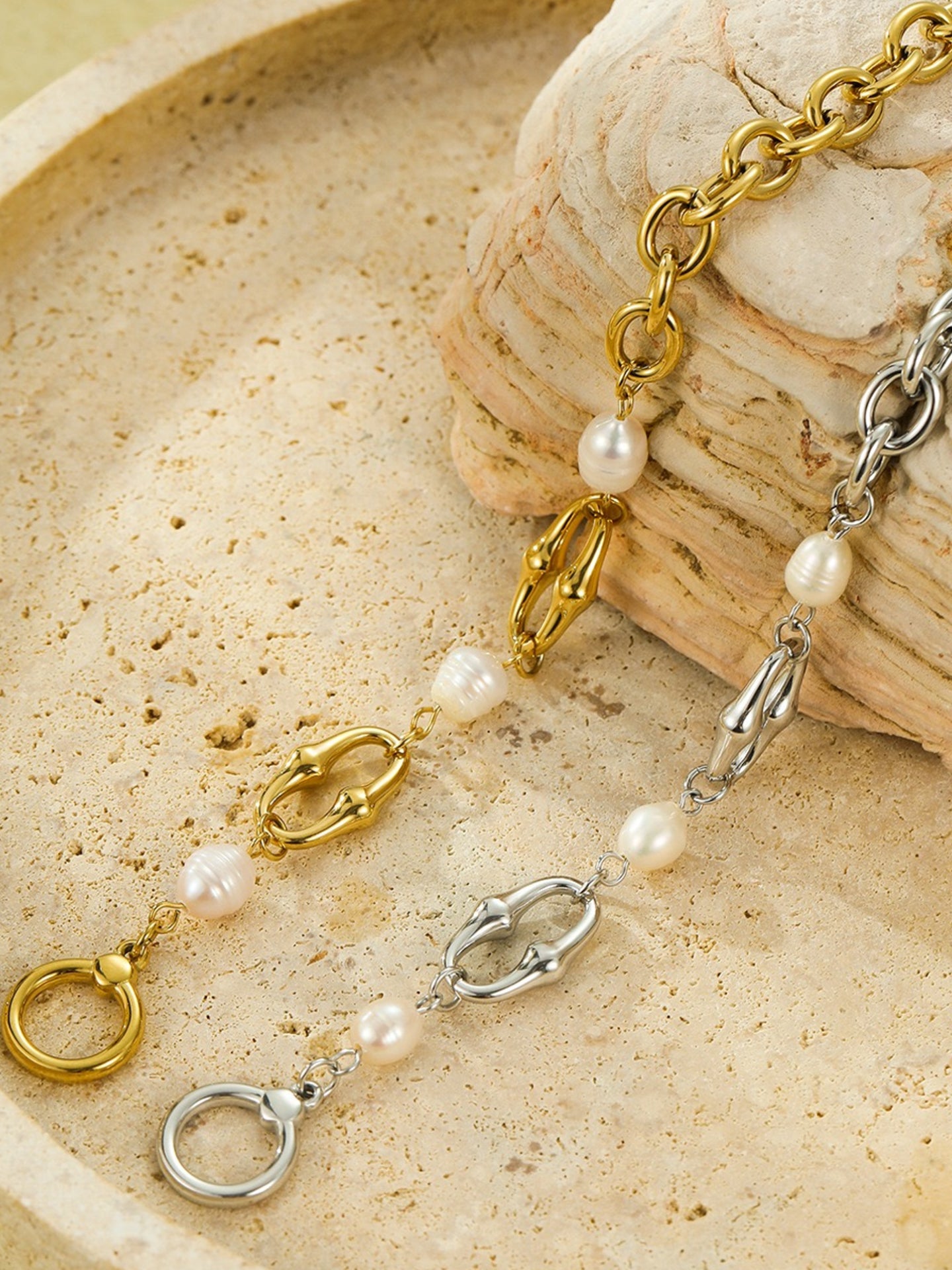T BAR PEARL SET