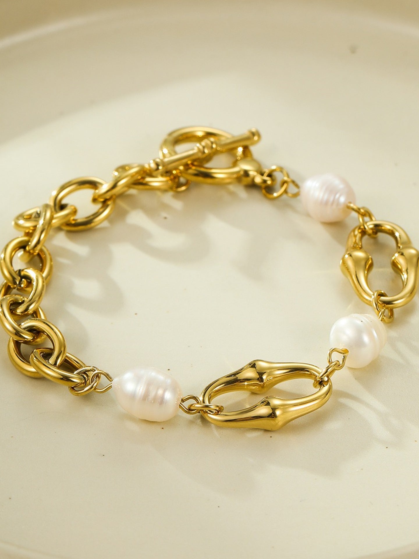 T BAR PEARL SET