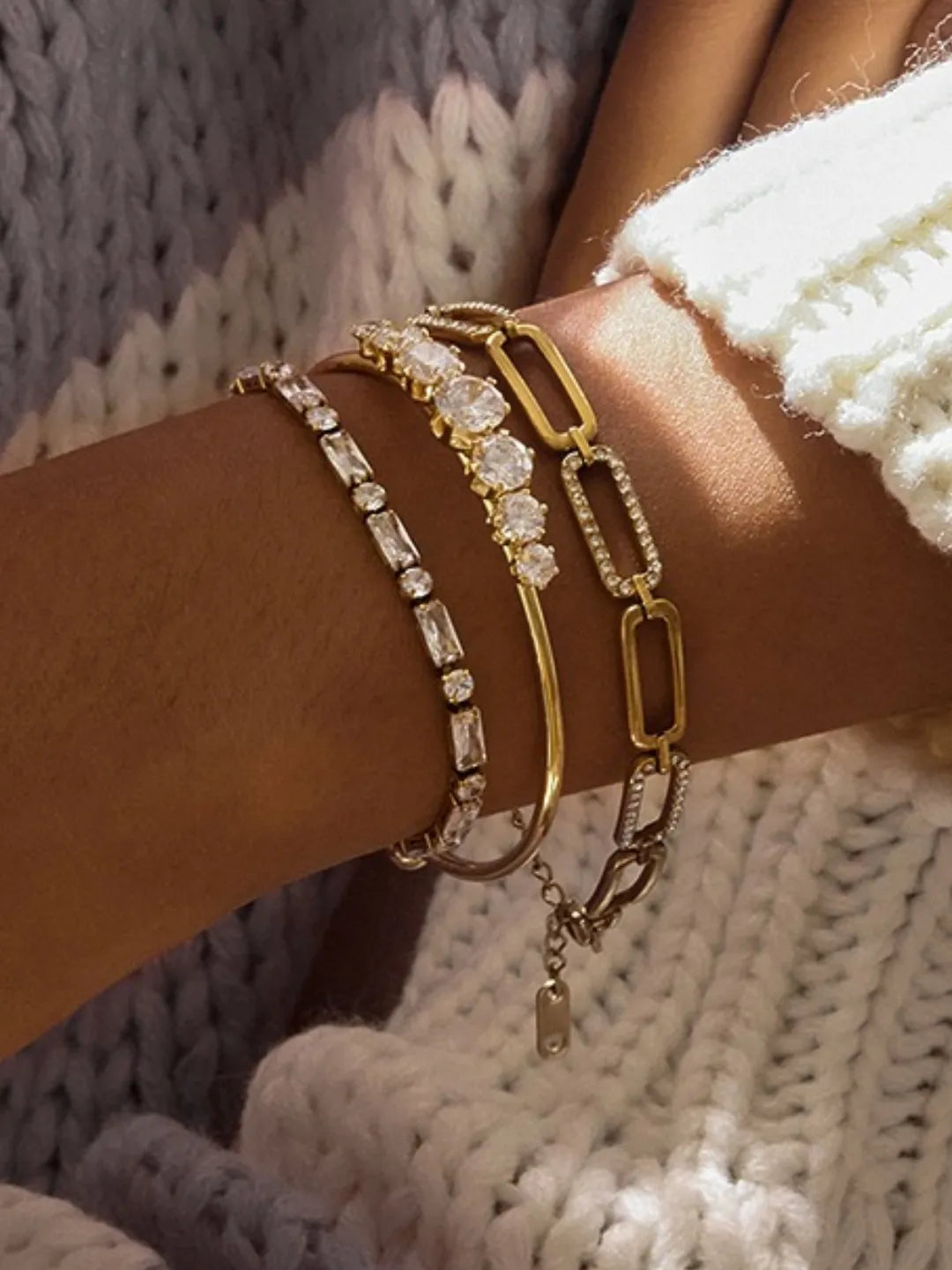 GLIMMER OPEN BANGLE